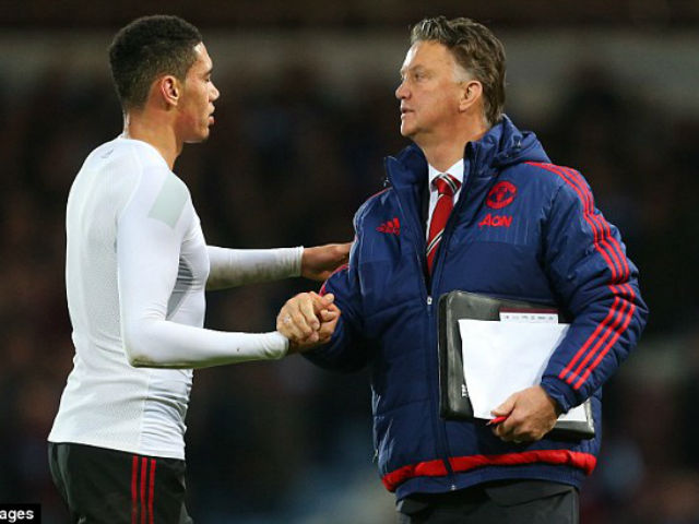 Bóng đá - Mourinho bị đồn tới MU: Van Gaal đã biết "sợ"