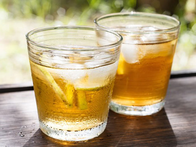 Bạn trẻ - Cuộc sống - Bị "chém" 7 triệu đồng/vài ly trà, 2 sinh viên... chết điếng