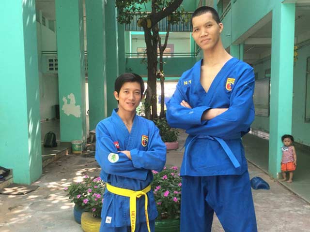 Thể thao - Ngày đầu tập luyện của "sếu vườn" Vovinam cao 2,15m