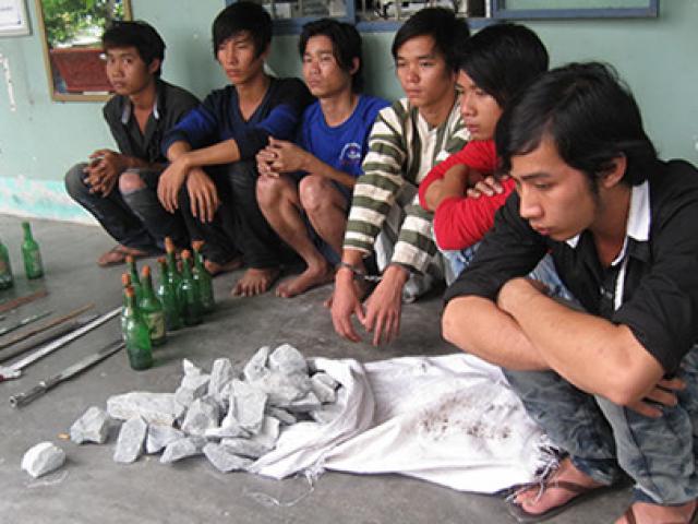 Pháp luật - Vùng giáp ranh, nơi ẩn mình của tội phạm: Sào huyệt giang hồ