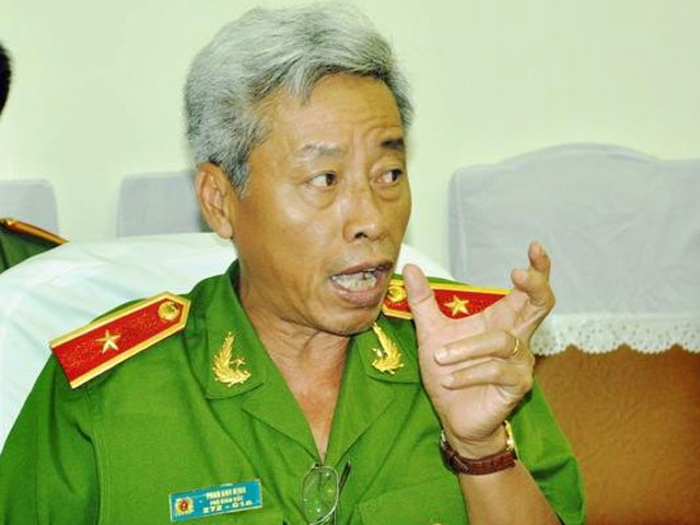 Tin tức trong ngày - Vụ khởi tố chủ quán phở: "Án nhỏ xíu bằng móng tay!"