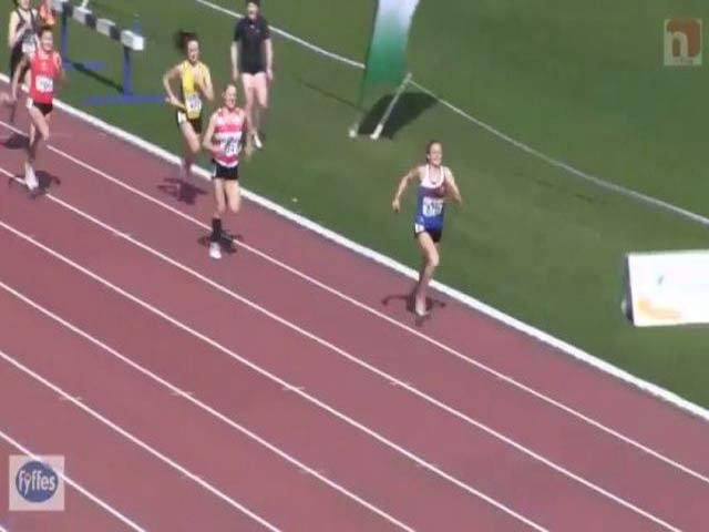 Thể thao - Vi diệu: Cú nước rút từ "đáy địa ngục" về nhất