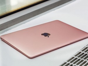 Thời trang Hi-tech - Cận cảnh MacBook màu vàng hồng thời thượng