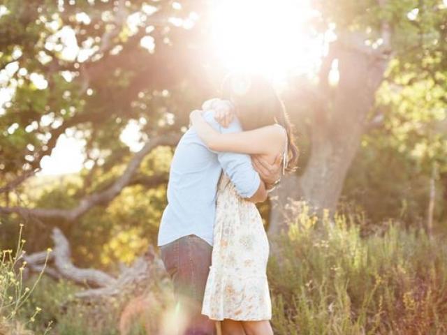 Bạn trẻ - Cuộc sống - Thơ tình: Cần em cho cuộc đời anh