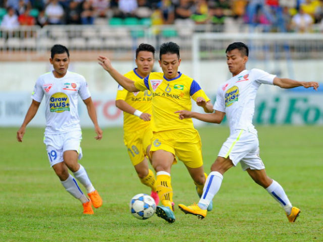 Bóng đá - Chạy trốn bóng đá tình cảm