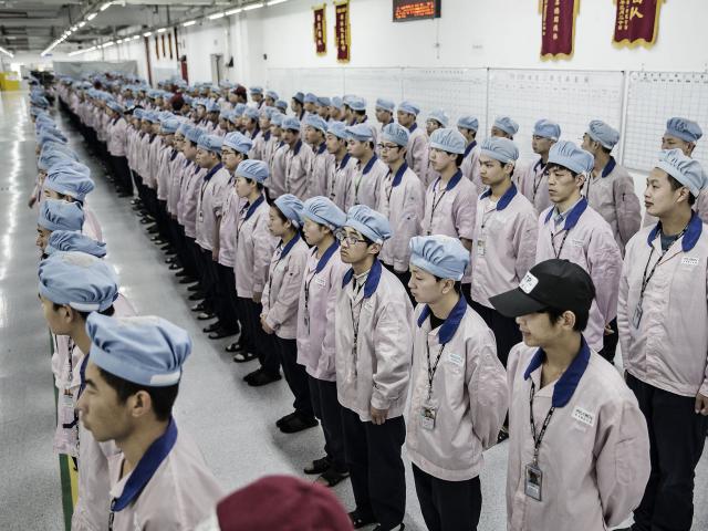 Thế giới - TQ: Bên trong nhà máy iPhone bí mật nhất thế giới