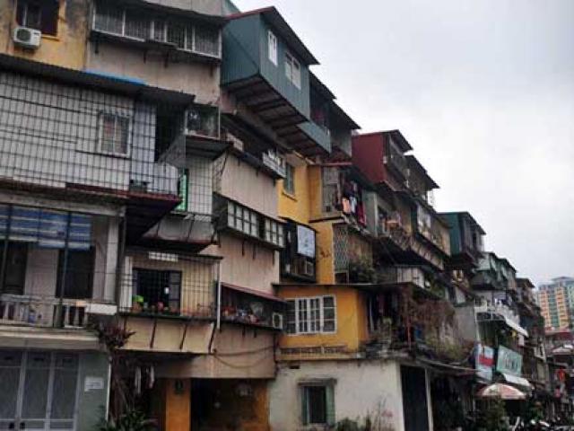 Tin tức trong ngày - Hà Nội khẩn cấp đưa dân ra khỏi 4 khu tập thể xuống cấp