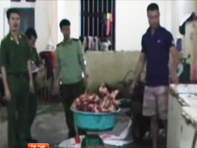 Video An ninh - Phát hiện đường dây tuồn lợn chết vào bếp ăn trường học