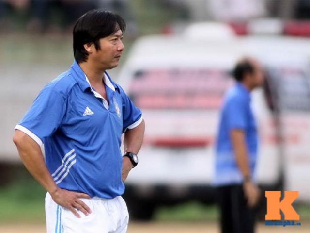 Bóng đá - Trọng tài giữa "cuộc chiến" V-League: Thật giả lẫn lộn