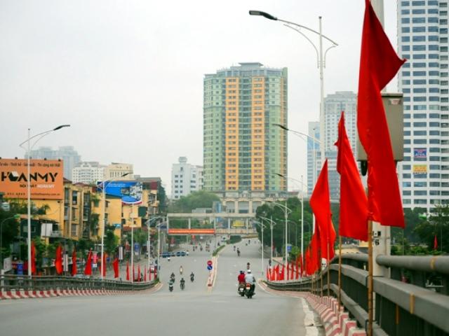 Tin tức trong ngày - Chùm ảnh: Hà Nội thanh bình, vắng lặng sáng 1/5