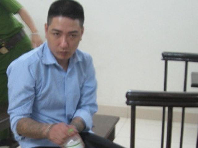 Pháp luật - Hoãn phiên tòa vì "tướng" cướp bỗng nhiên... chóng mặt