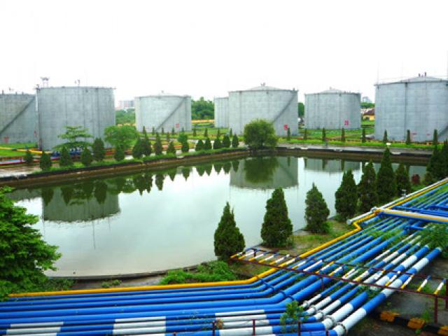 Thị trường - Tiêu dùng - Cách tính thuế nhập khẩu xăng dầu đang có vấn đề