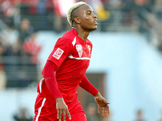 Bóng đá - Chuyện đời tiền đạo Jamaica lấy vợ Nga, yêu V-League