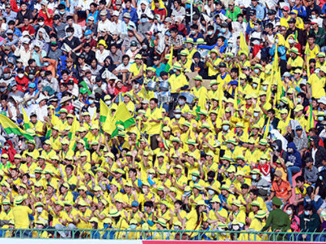 Bóng đá - Chung kết ngược ở Long An