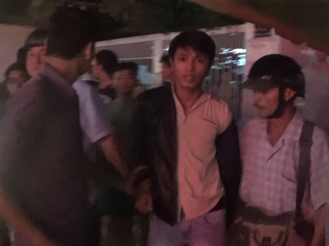 Pháp luật - Chở bạn gái đi "cướp chơi", thanh niên bị bắt tại chỗ