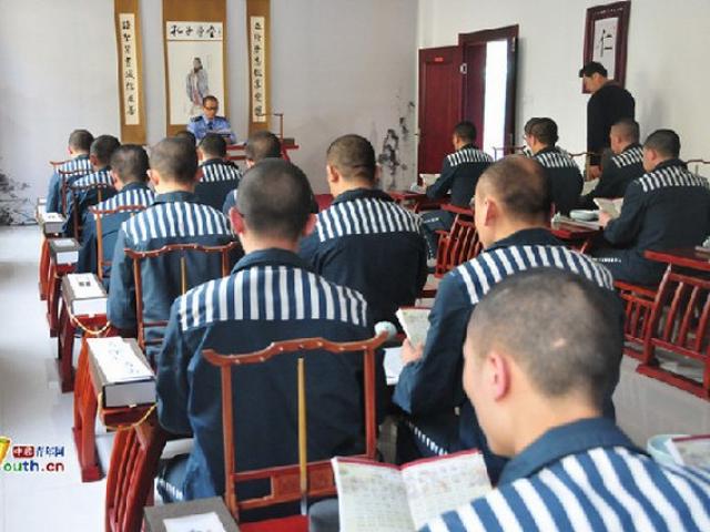 Thế giới - Nhà tù TQ dùng triết lý Khổng Tử giáo huấn phạm nhân