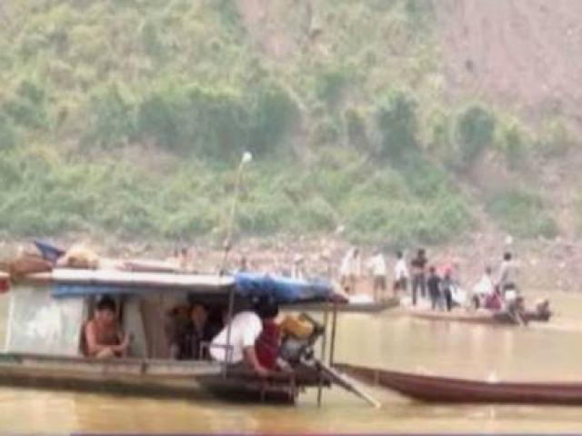 Tin tức trong ngày - Lên mạn chơi làm thuyền lật úp, 3 cô gái tử vong