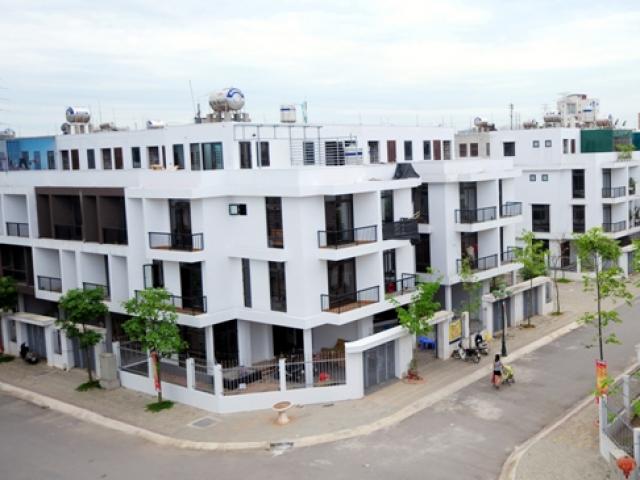 Tin tức trong ngày - HN: Ở biệt thự tiền tỷ, 2 năm không có một giọt nước sạch