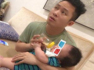 Ca nhạc - MTV - Facebook sao 12.5: Tùng Dương tung ảnh &quot;ông bố của năm&quot;