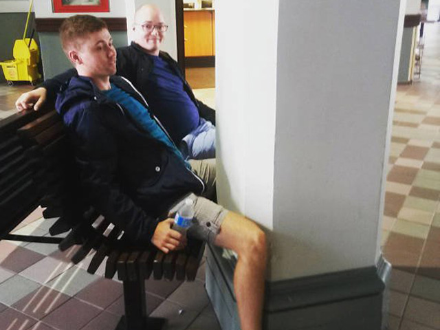 Cười 24h - Những công trình khiến kiến trúc sư cũng phải "khóc thét"