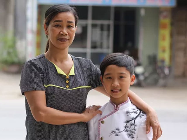 Đời sống Showbiz - "Thị Màu" Đức Vĩnh không cho xây nhà bằng tiền thưởng