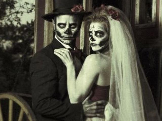 Phi thường - kỳ quặc - Chi hơn 600 triệu làm "đám cưới ma" cho con trai