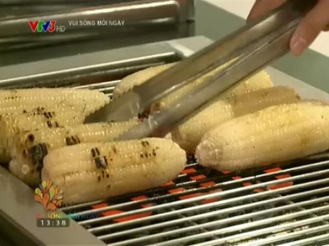 Ẩm thực - Lạ lùng buffet nông sản "gây sốt" ở Sài Gòn