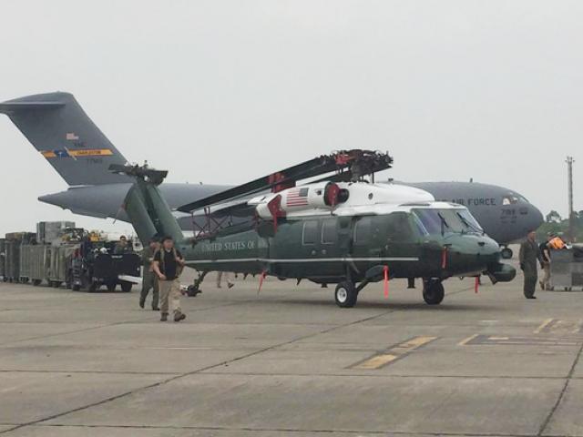 Tin tức trong ngày - Trực thăng Marine One của Tổng Thống Obama đến Nội Bài