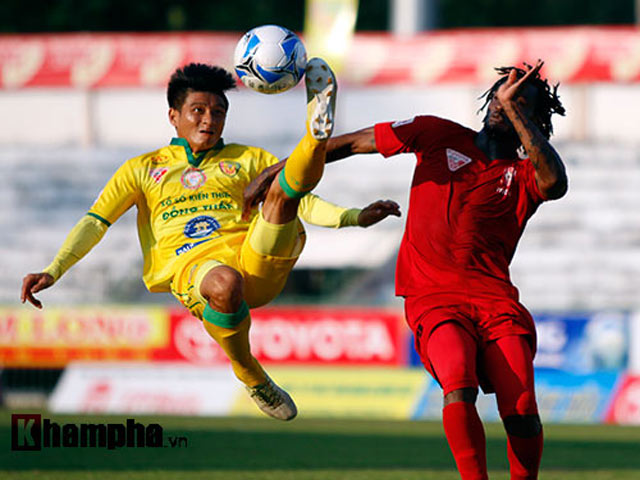 Bóng đá - Hải Phòng: Số 1, nhà nghèo và đá bóng bằng niềm tin