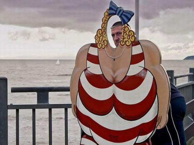 Cười 24h - Chỉ tình cờ không ngờ lại bị "troll"