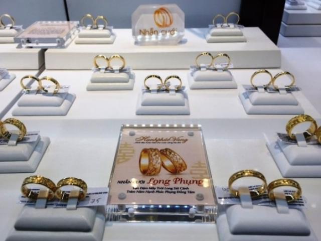 Tài chính - Bất động sản - Giá vàng sáng 24/5: "Lao dốc" không phanh