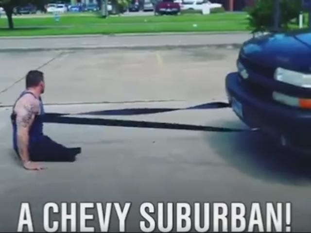 Thể thao - Cảm động: Lực sĩ cụt 2 chân lê người kéo xe ô tô