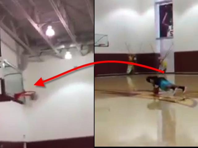 Thể thao - Khó tin: Chống đẩy, ném bóng trúng rổ