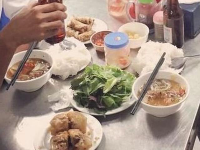 Thế giới - 6 điểm "lạ" trong bữa bún chả của Tổng thống Obama