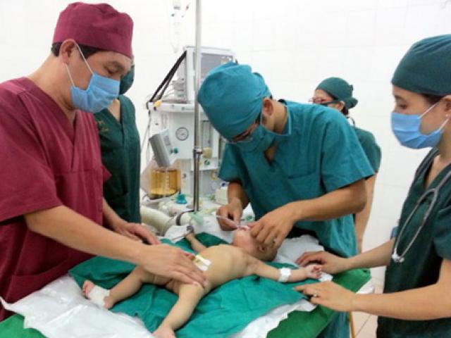 Sức khỏe đời sống - Giật mình: Con gái mặc bỉm quá lâu gây dị tật bộ phận sinh dục