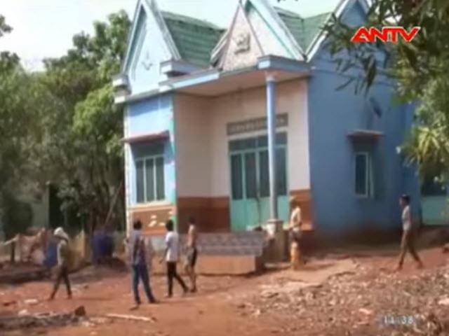 Video An ninh - Bệnh nhân tâm thần liên tiếp giết người thân ở Gia Lai