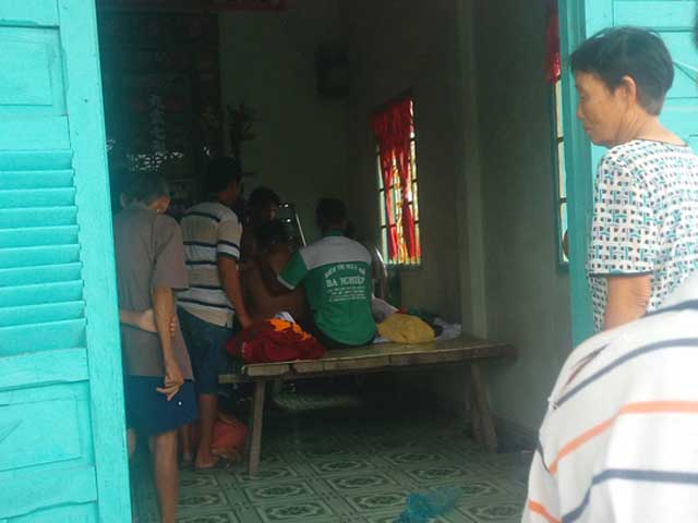 Tin tức trong ngày - Kiếm tiền học thêm, nam sinh bị điện giật tử vong