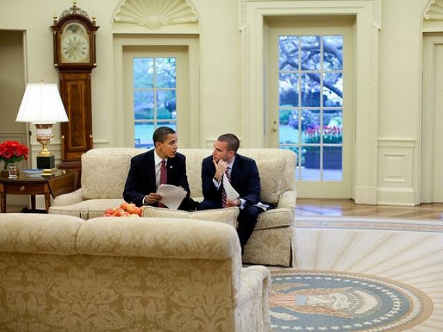 Thế giới - Người âm thầm giúp Obama ăn nói như mây trôi nước chảy