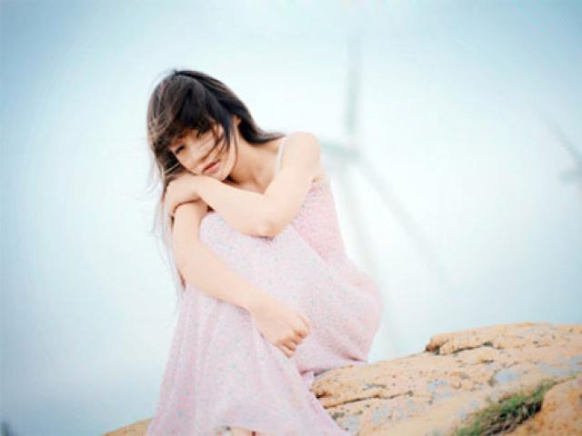 Bạn trẻ - Cuộc sống - Thơ tình: Nỗi nhớ không tên