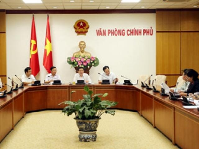 Kinh doanh - Phó Thủ tướng yêu cầu xem lại cách tính thuế nhập khẩu xăng dầu