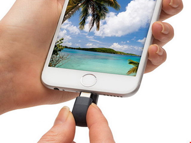 Công nghệ thông tin - Chọn giải pháp mở rộng bộ nhớ cho iPhone