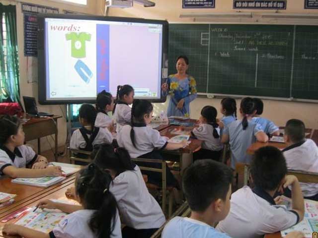 Giáo dục - du học - Thừa 70.000 giáo viên, Bộ GD&amp;ĐT nói gì?