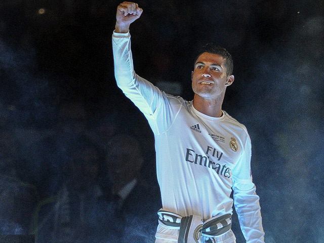 Bóng đá - Ronaldo "độc hành" giải Cầu thủ hay nhất cúp C1