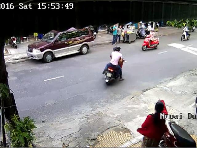 Pháp luật - Truy tìm 2 tên cướp táo tợn giữa trung tâm TP Đà Nẵng