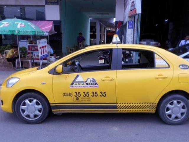 Pháp luật - Táo tợn chặn taxi để cướp gần sân bay Cam Ranh