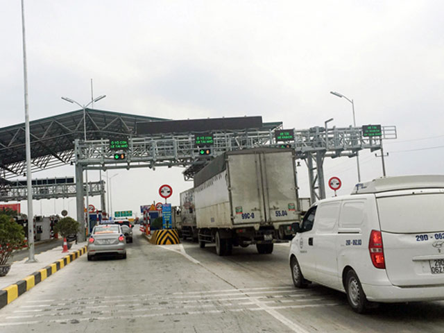 Tin tức trong ngày - Nghịch lý các dự án BOT: "Mẹo" tăng thời gian thu phí