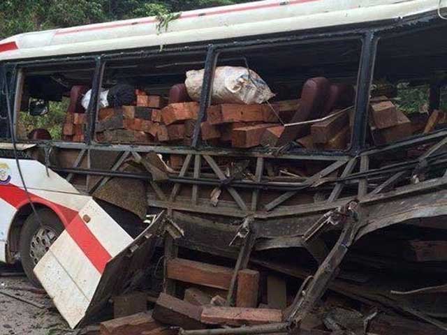 Tin tức trong ngày - Nổ xe biển Lào, 9 người chết: Xác minh chủ xe