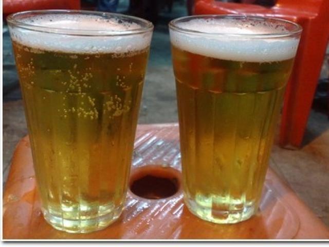 Thị trường - Tiêu dùng - Kinh hoàng sản xuất bia hơi rẻ hơn trà đá