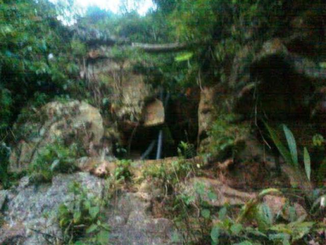 Tin tức trong ngày - Huy động 40 người giải cứu 3 phu vàng kẹt dưới hang sâu