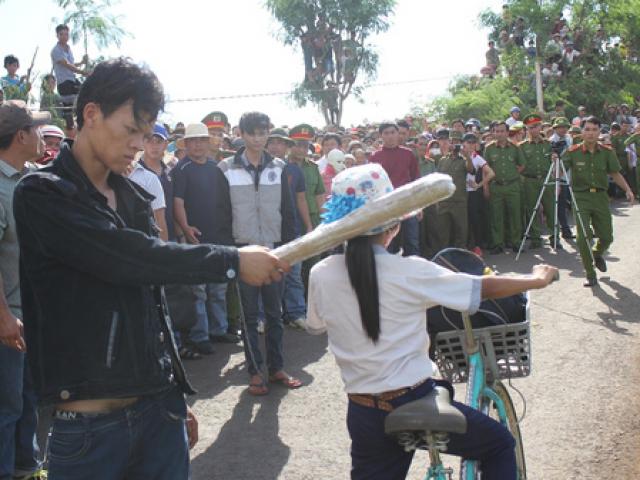 Pháp luật - 2 "yêu râu xanh" giết bé gái rồi dựng hiện trường giả